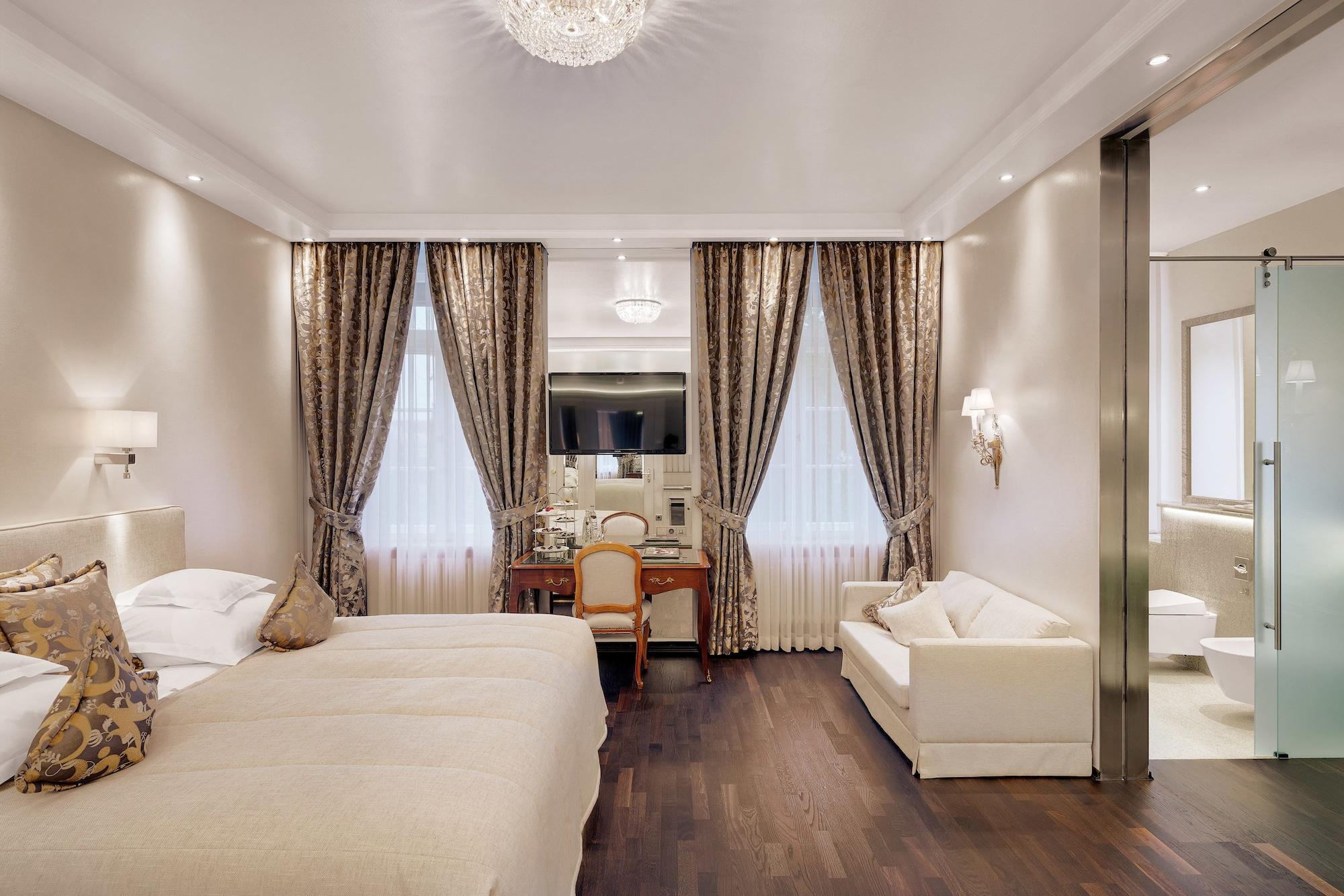 Hotel Europaeischer Hof Heidelberg, Bestes Hotel Deutschlands In Historischer Architektur Bagian luar foto A suite at the hotel