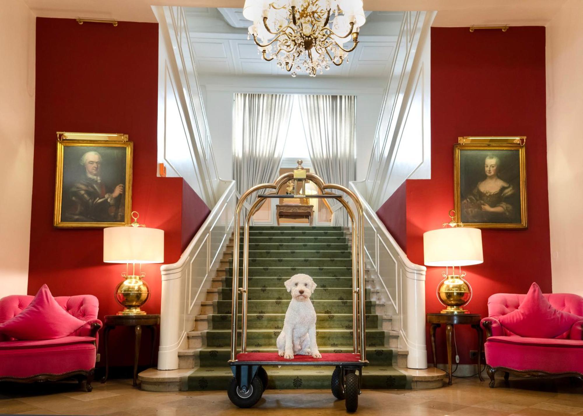 Hotel Europaeischer Hof Heidelberg, Bestes Hotel Deutschlands In Historischer Architektur Bagian luar foto Lobby