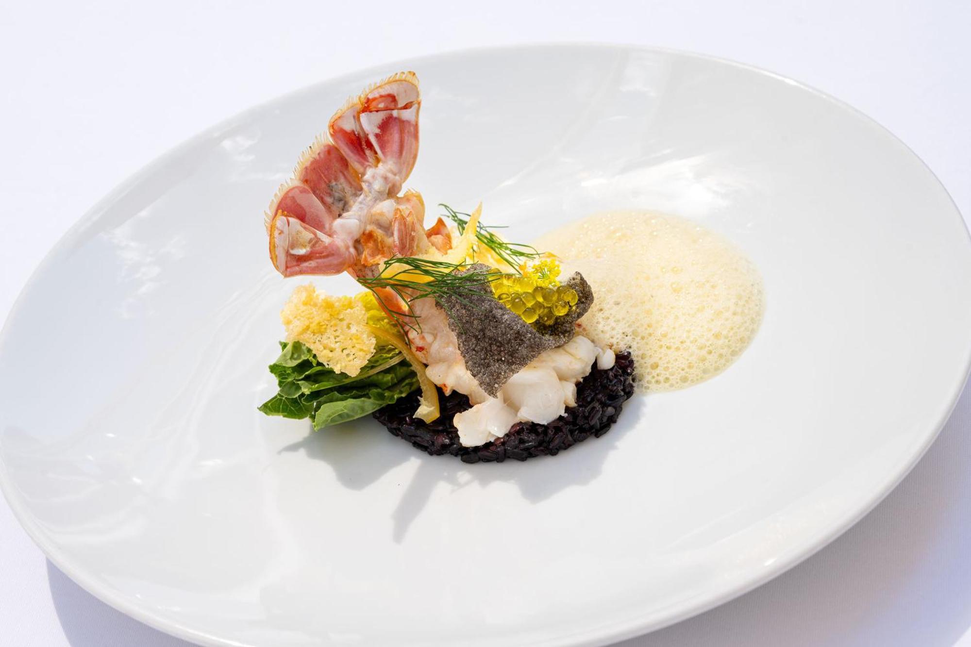 Hotel Europaeischer Hof Heidelberg, Bestes Hotel Deutschlands In Historischer Architektur Bagian luar foto A modern Scottish dish of lobster and black pudding