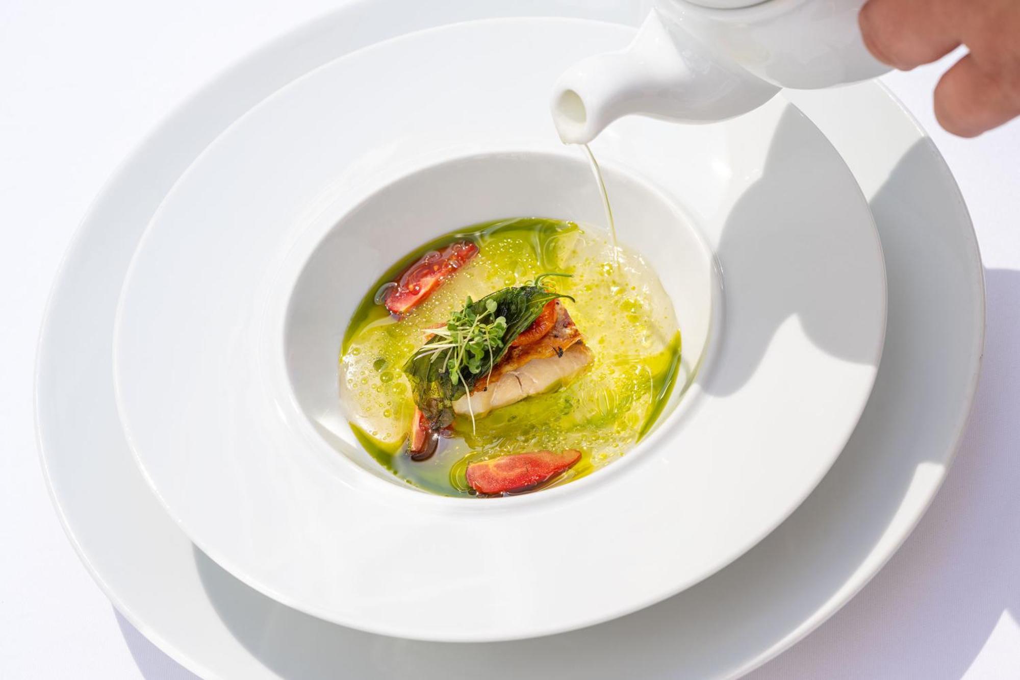 Hotel Europaeischer Hof Heidelberg, Bestes Hotel Deutschlands In Historischer Architektur Bagian luar foto A plate of soup
