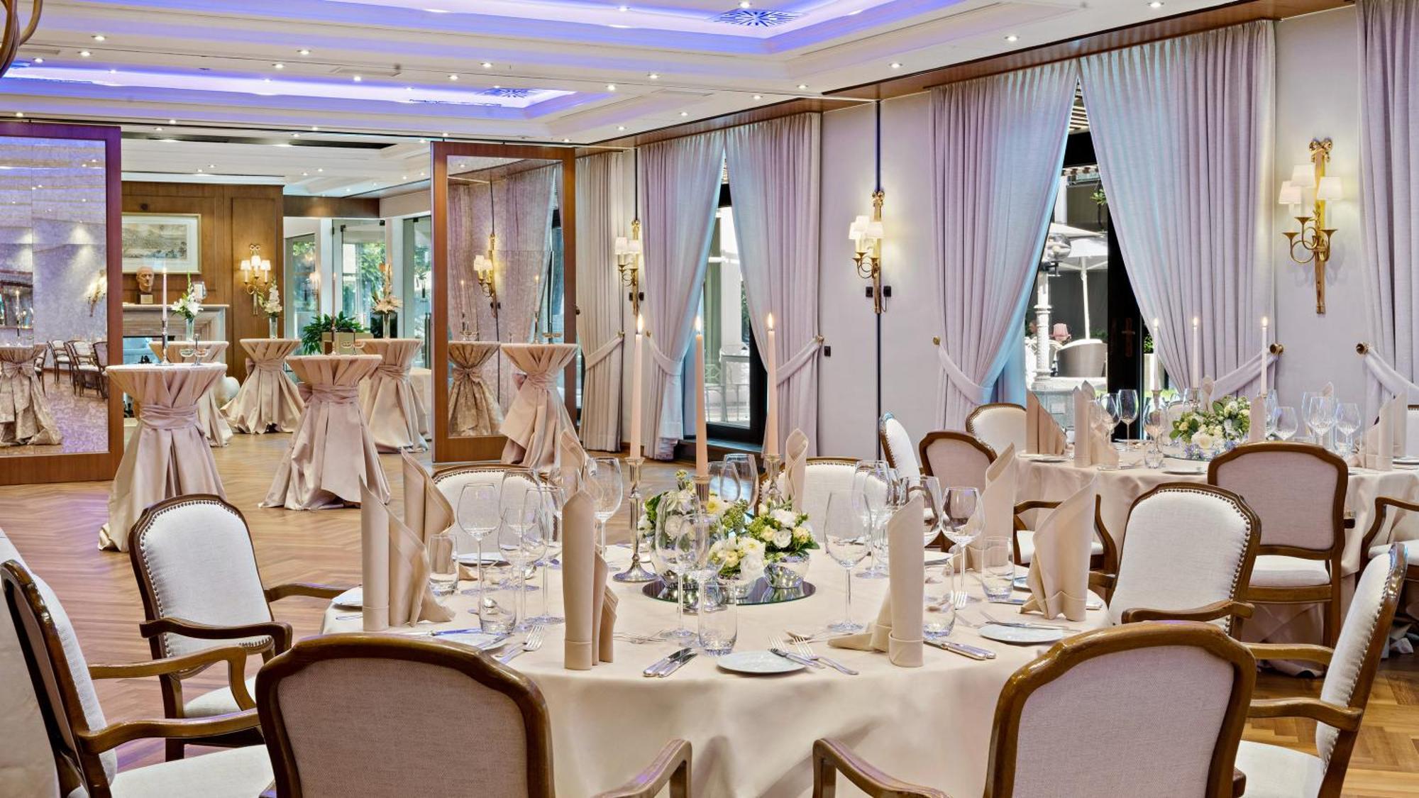 Hotel Europaeischer Hof Heidelberg, Bestes Hotel Deutschlands In Historischer Architektur Bagian luar foto The ballroom at the InterContinental London The O2