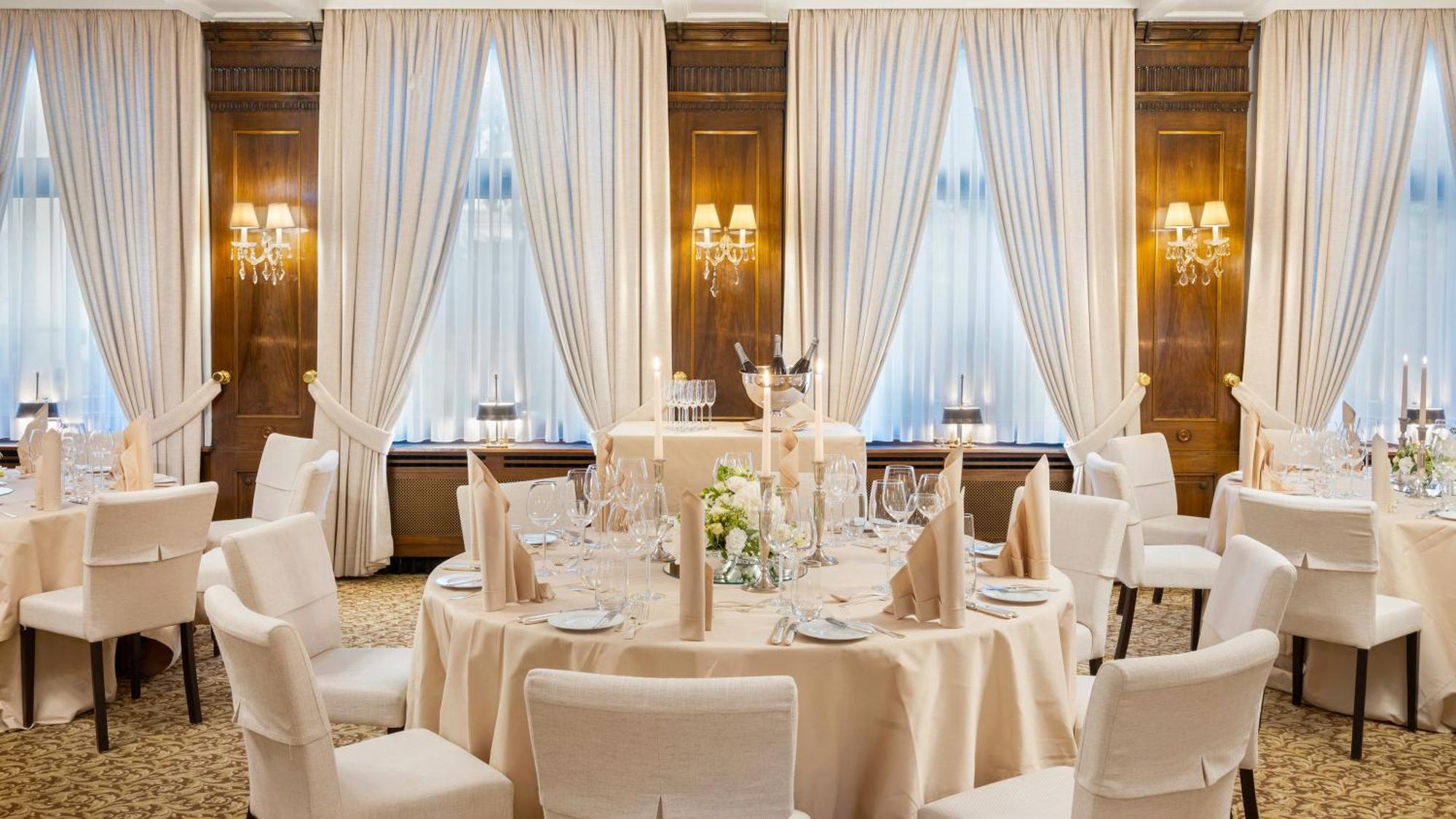 Hotel Europaeischer Hof Heidelberg, Bestes Hotel Deutschlands In Historischer Architektur Bagian luar foto The ballroom