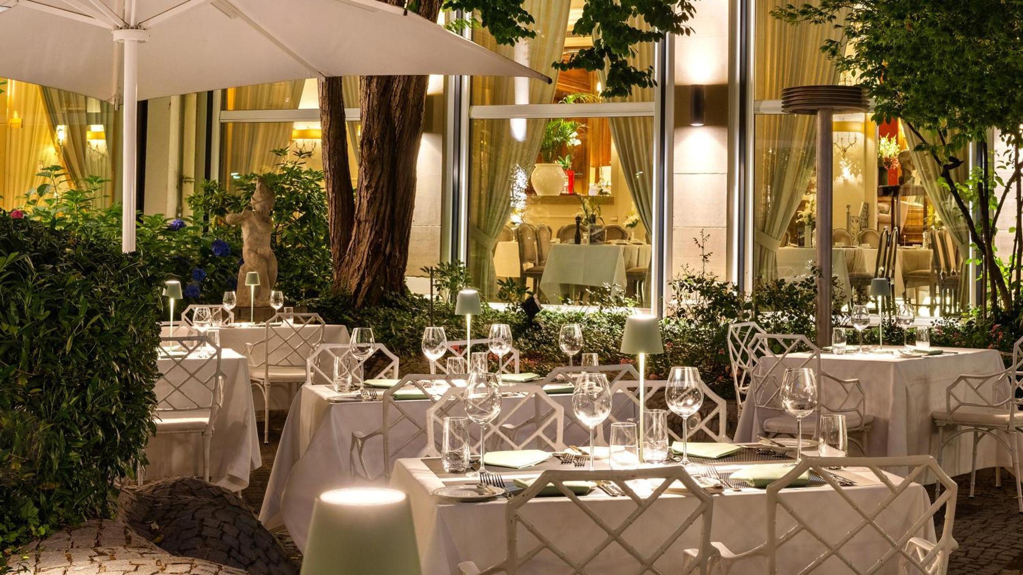 Hotel Europaeischer Hof Heidelberg, Bestes Hotel Deutschlands In Historischer Architektur Bagian luar foto The restaurant