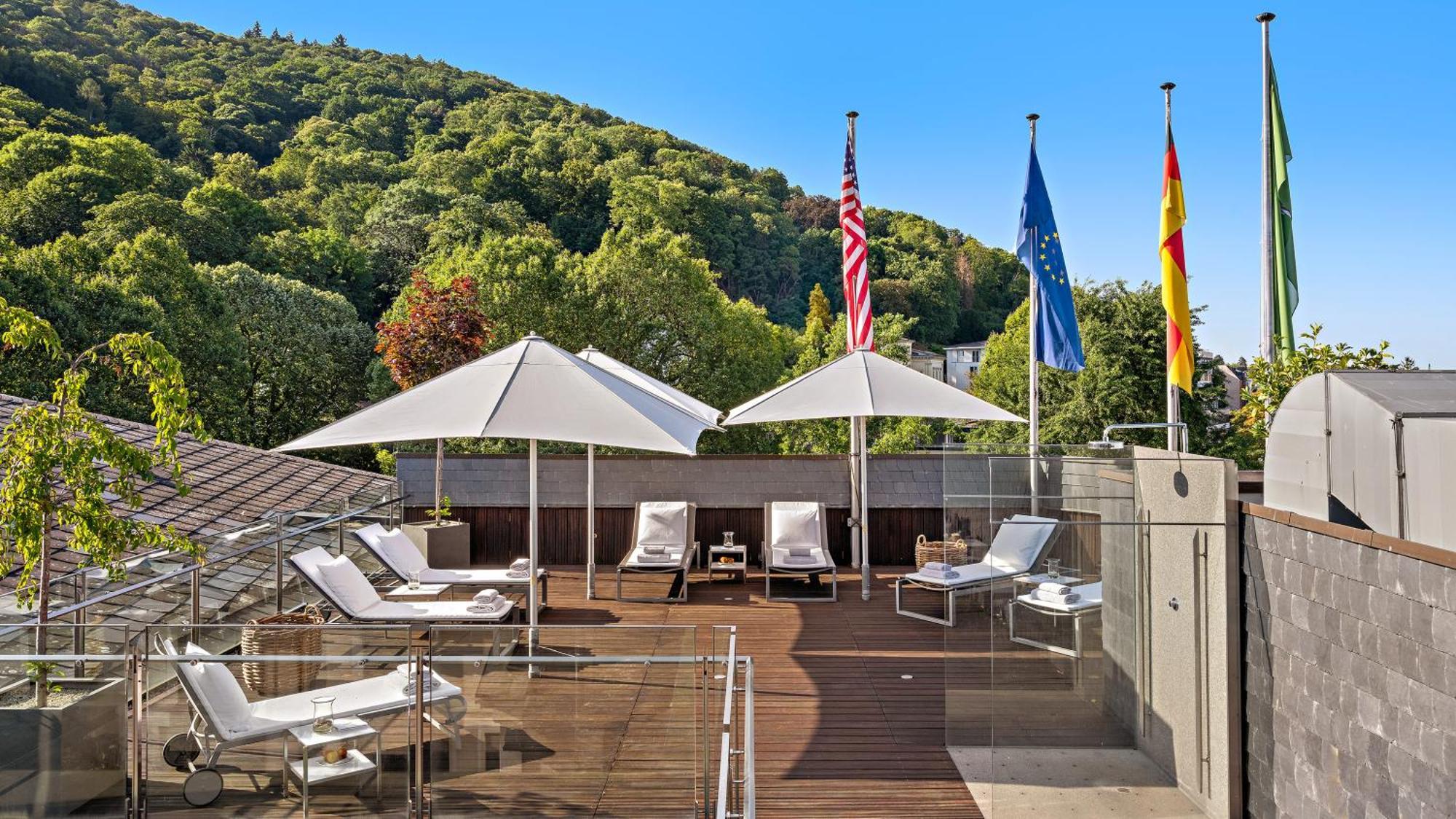Hotel Europaeischer Hof Heidelberg, Bestes Hotel Deutschlands In Historischer Architektur Bagian luar foto Rooftop terrace